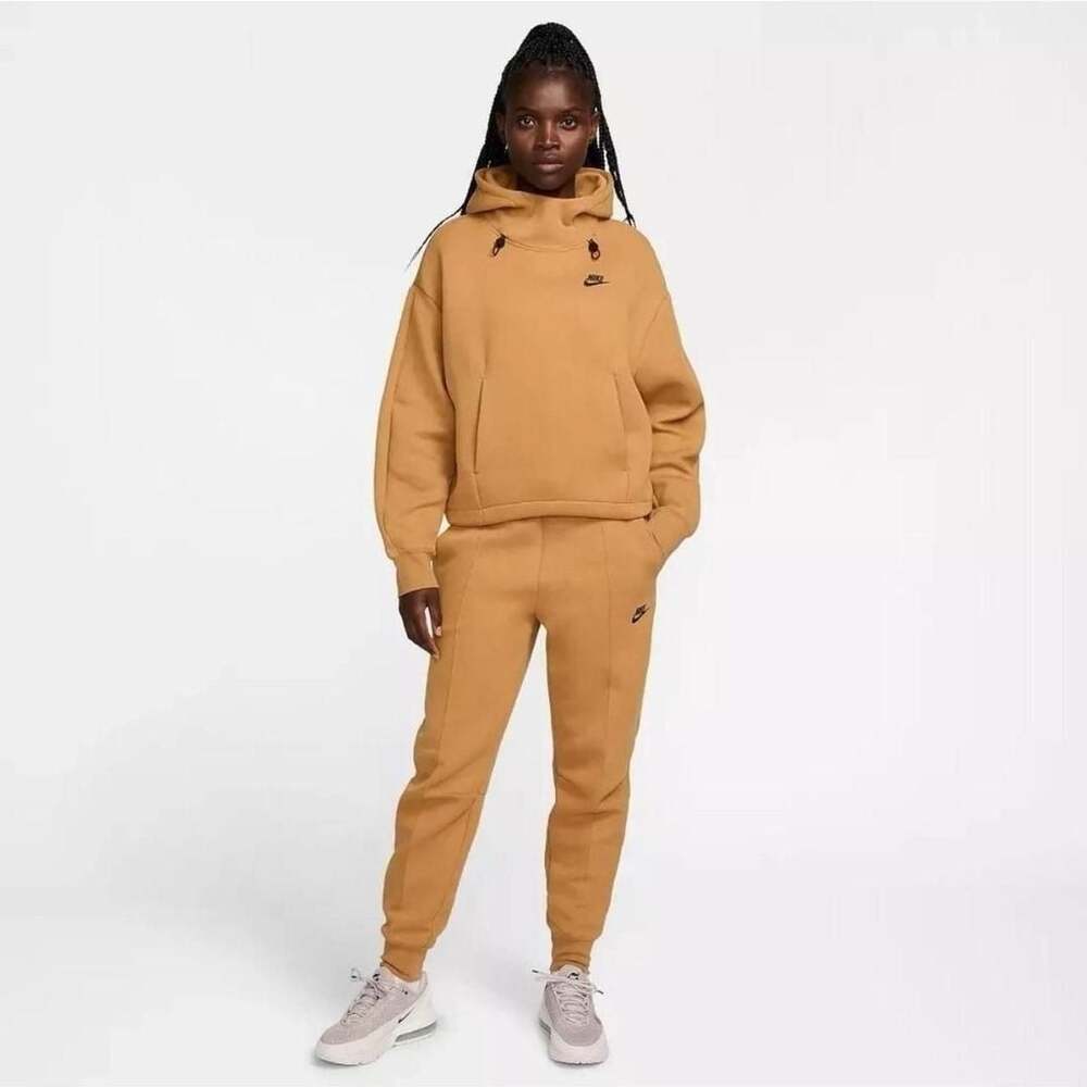 Nike Sportswear Tech Fleece Women's Oversized Hoodie Camel Brown Medium